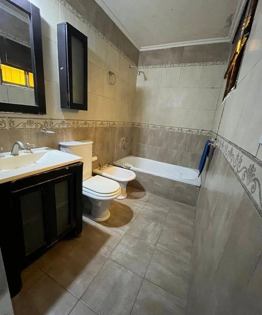 PH PB 4 AMBIENTES VENTA BERAZATEGUI CON PATIO 3