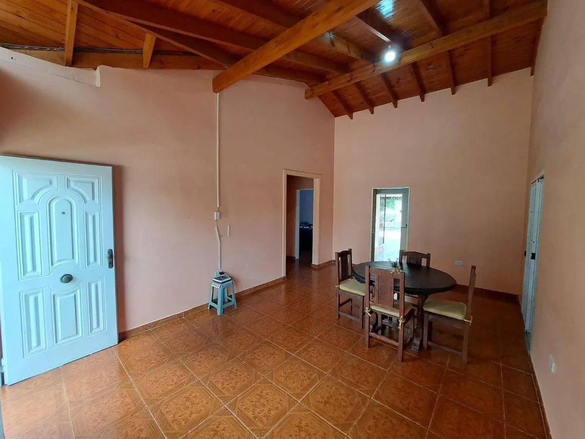CASA 5 AMBIENTES EN VENTA EN SPEGAZZINI 3
