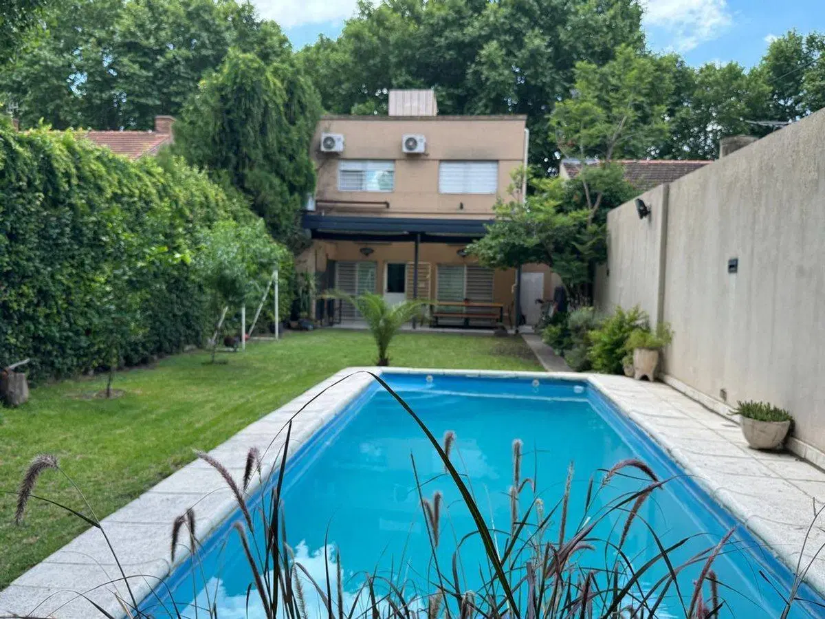 CASA 6 AMBIENTES EN VENTA MONTE GRANDE 3