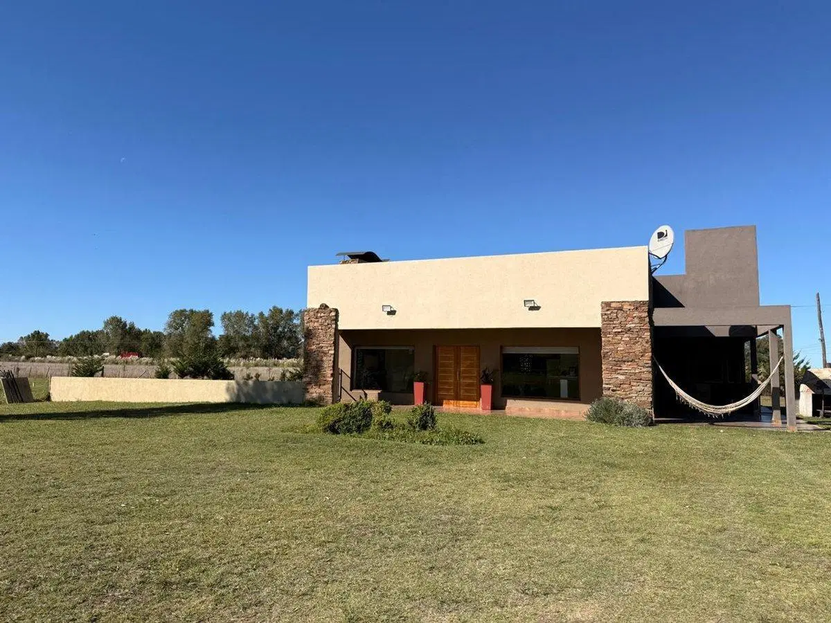 VENTA QUINTA MONTE: 4200M2, PILETA Y AMOBLADA 2