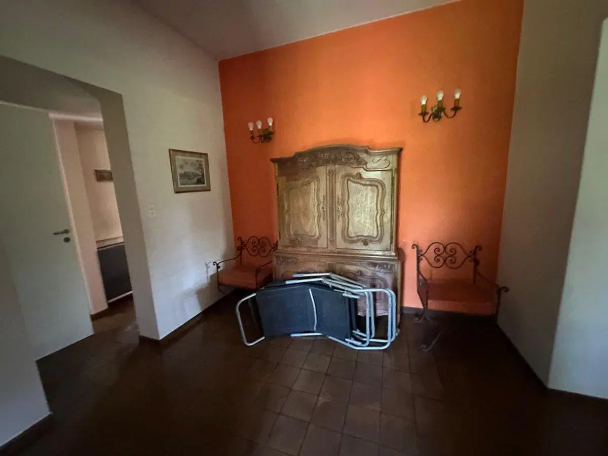 CASA 5 AMBIENTES EN VENTA LA UNION CON PISCINA 5