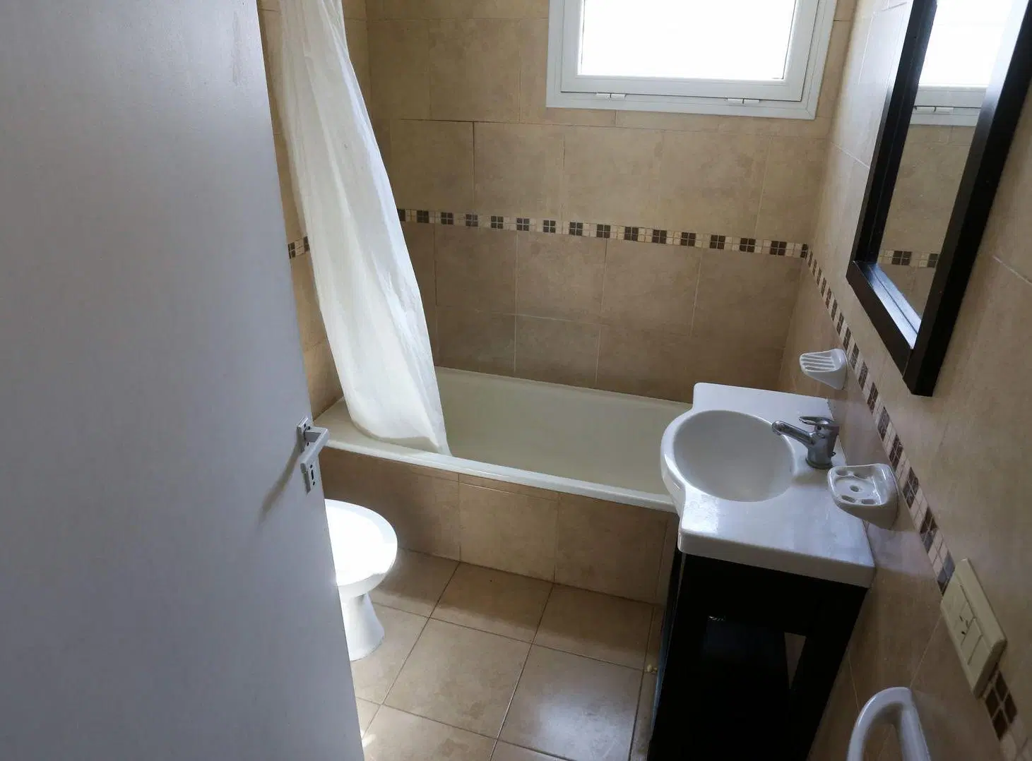 CASA EN VENTA EN LUIS GUILLON APTO CREDITO 4
