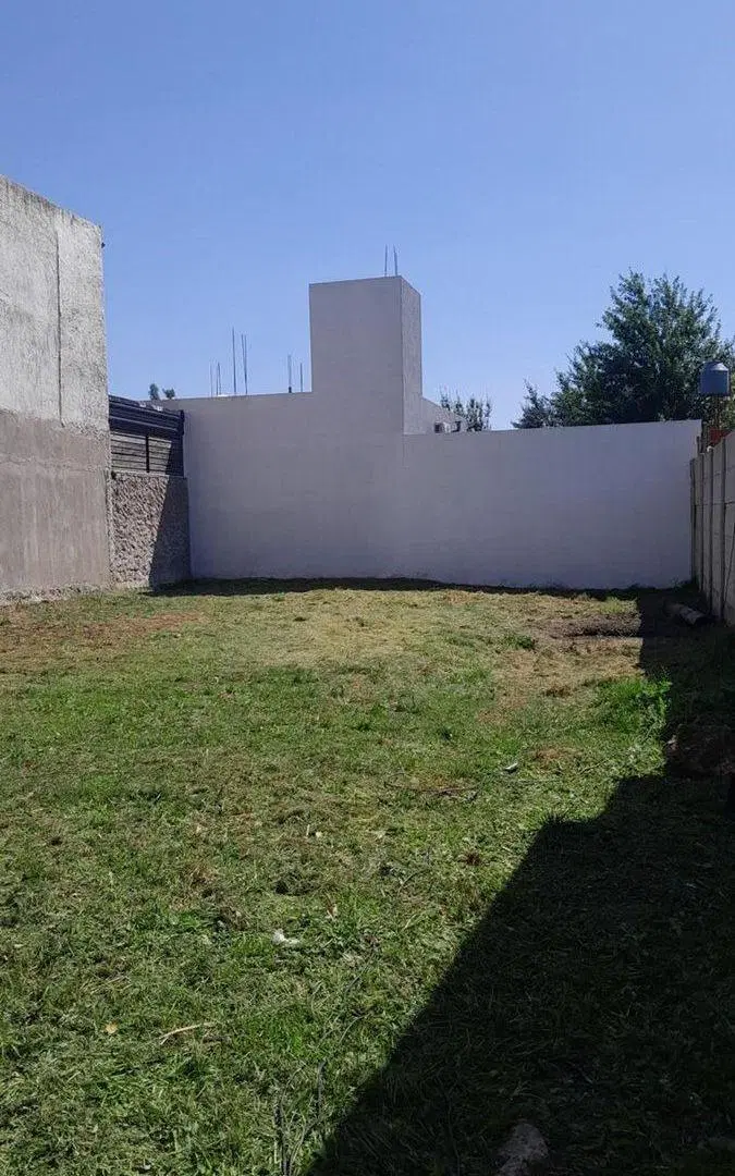 TERRENO EN VENTA EN BARRIO LINKS *CON ESCRITURA* 2
