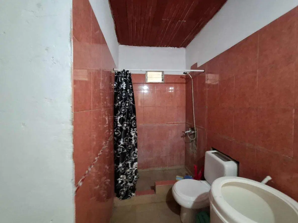 CASA 4 AMBIENTES EN VENTA EN SPEGAZZINI 3