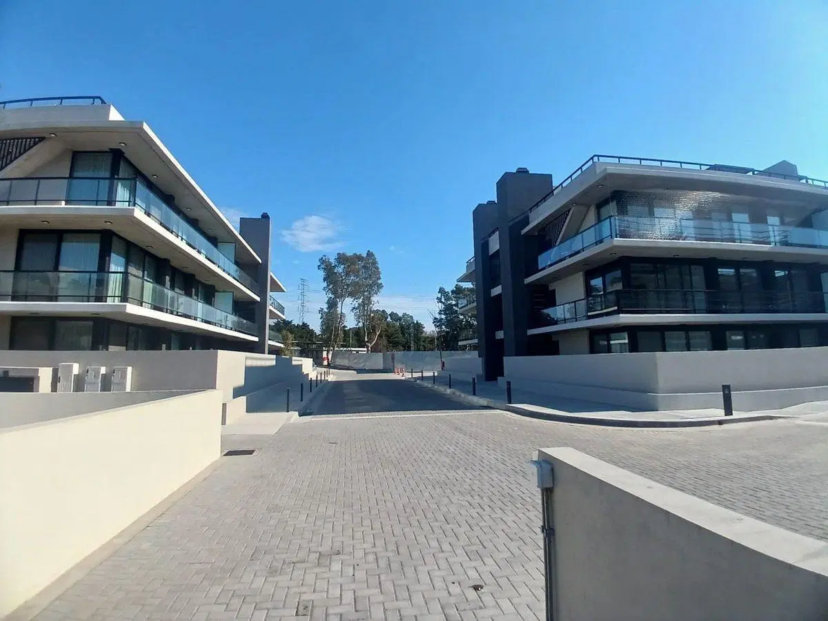 VENTA DE DEPARTAMENTO 3 AMBIENTES EN CANNING 5