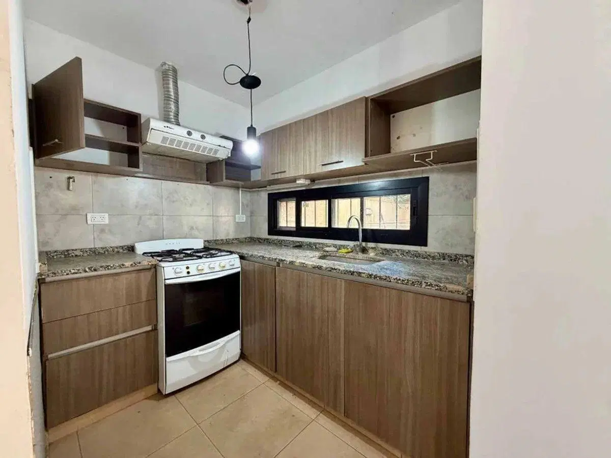 VENTA DUPLEX 3 AMBIENTES PATIO Y COCHERA 5