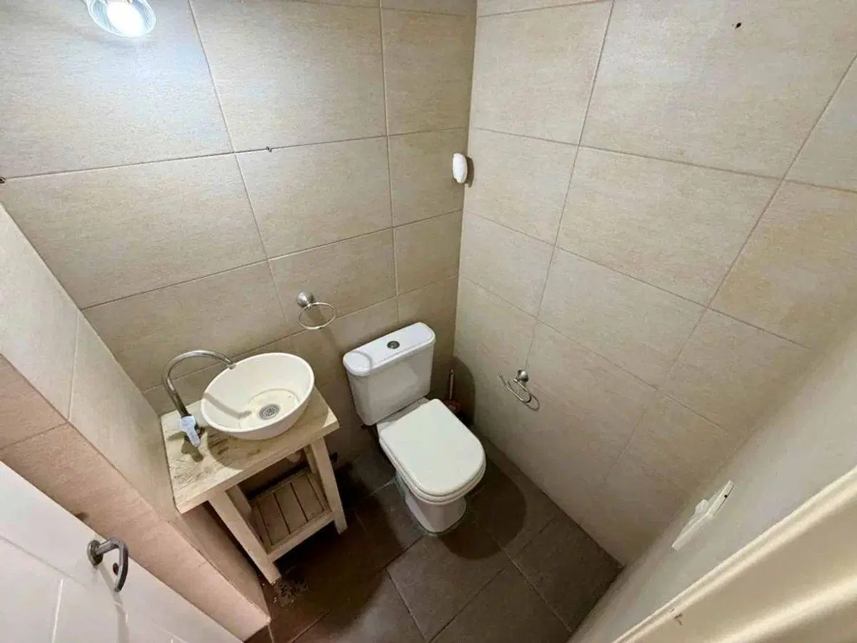 VENTA DUPLEX 3 AMBIENTES PATIO Y COCHERA 2
