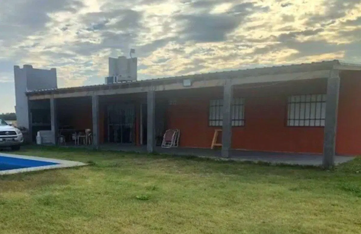CASA DE 3 AMBIENTES EN VENTA EN MAXIMO PAZ 5