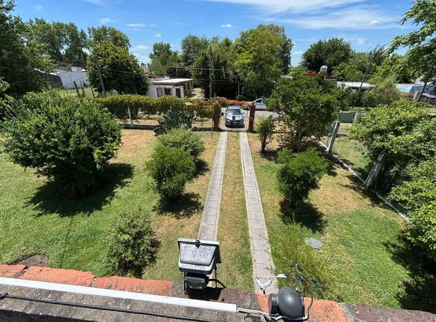 Venta Casa Quinta con cochera en Cañuelas 2