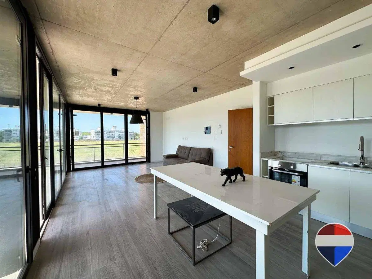 VENTA DEPARTAMENTO 3 AMBIENTES DE POZO CANNIG 5