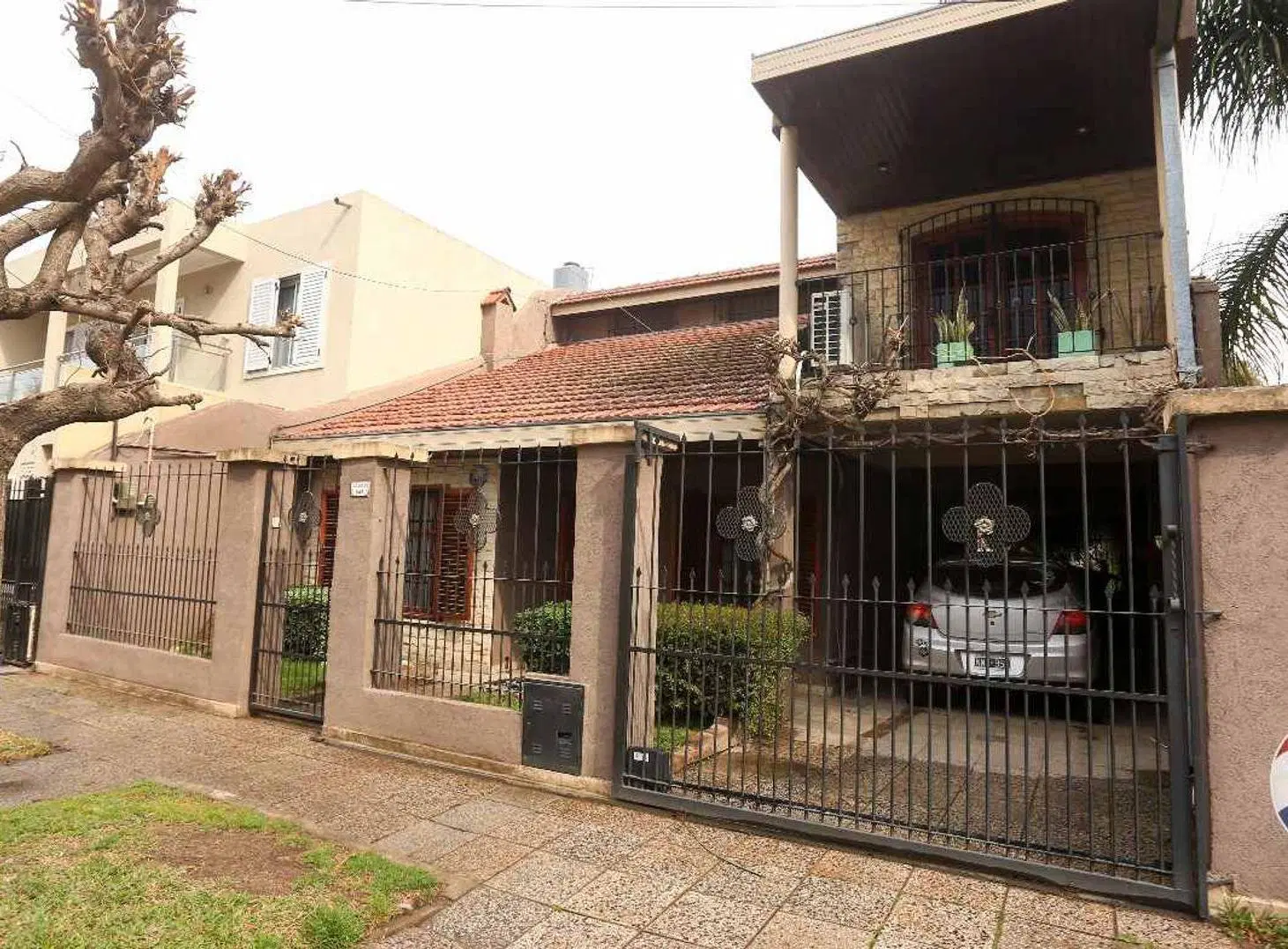 CASA EN VENTA EN LA UNION CON PISCINA Y PARQUE 3