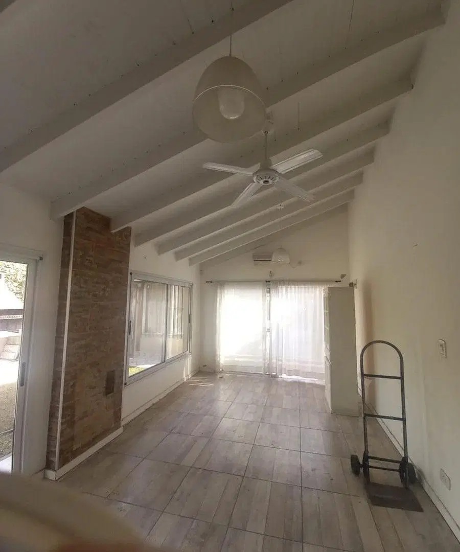 CASA 5 AMBIENTES VENTA LONGCHAMPS 8