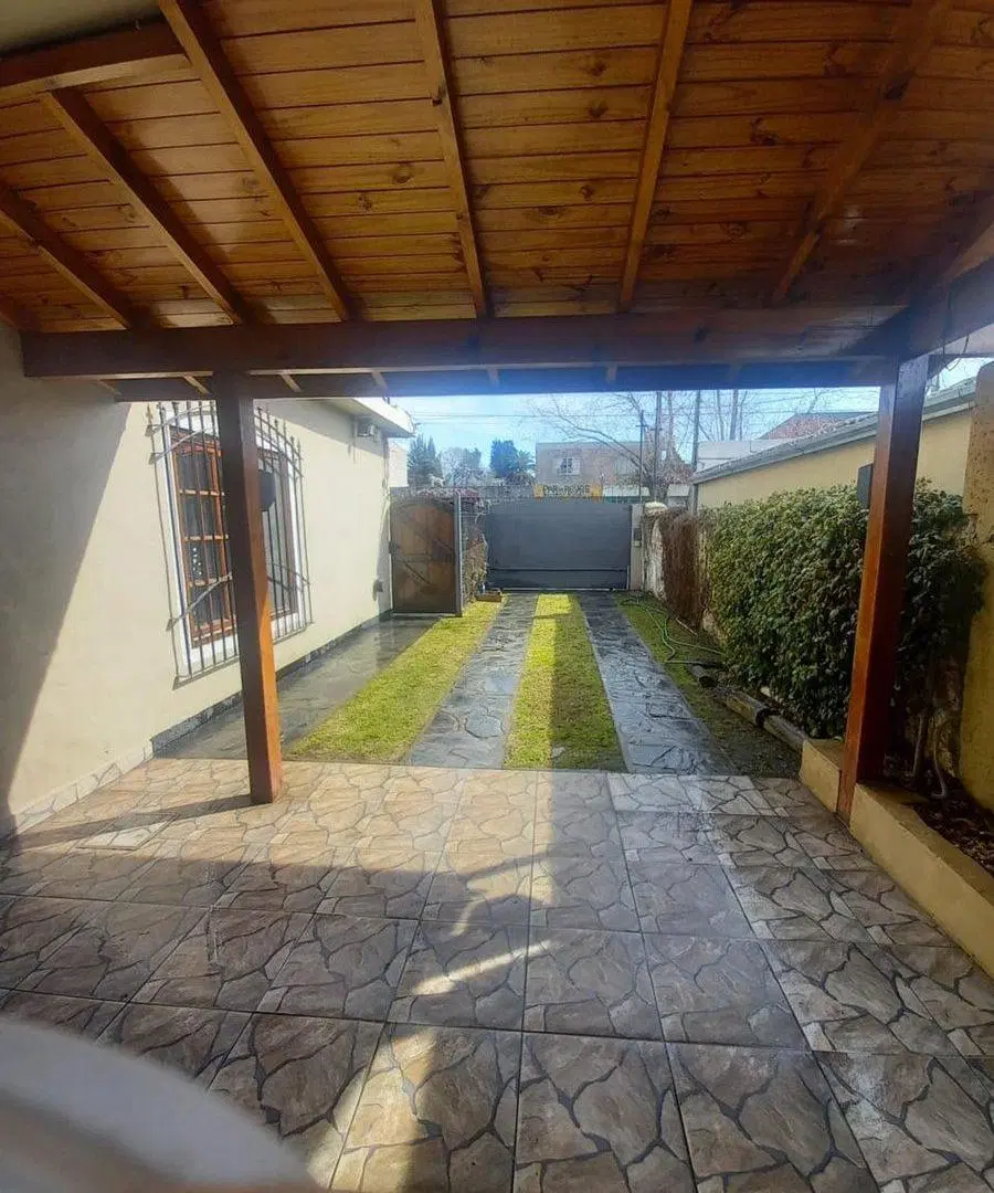 CASA 5 AMBIENTES VENTA LONGCHAMPS 4