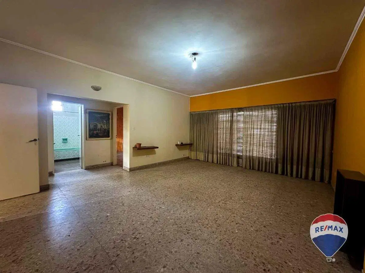 CASA 3 AMBIENTES EN VENTA MONTE GRANDE CON LOCALES 2