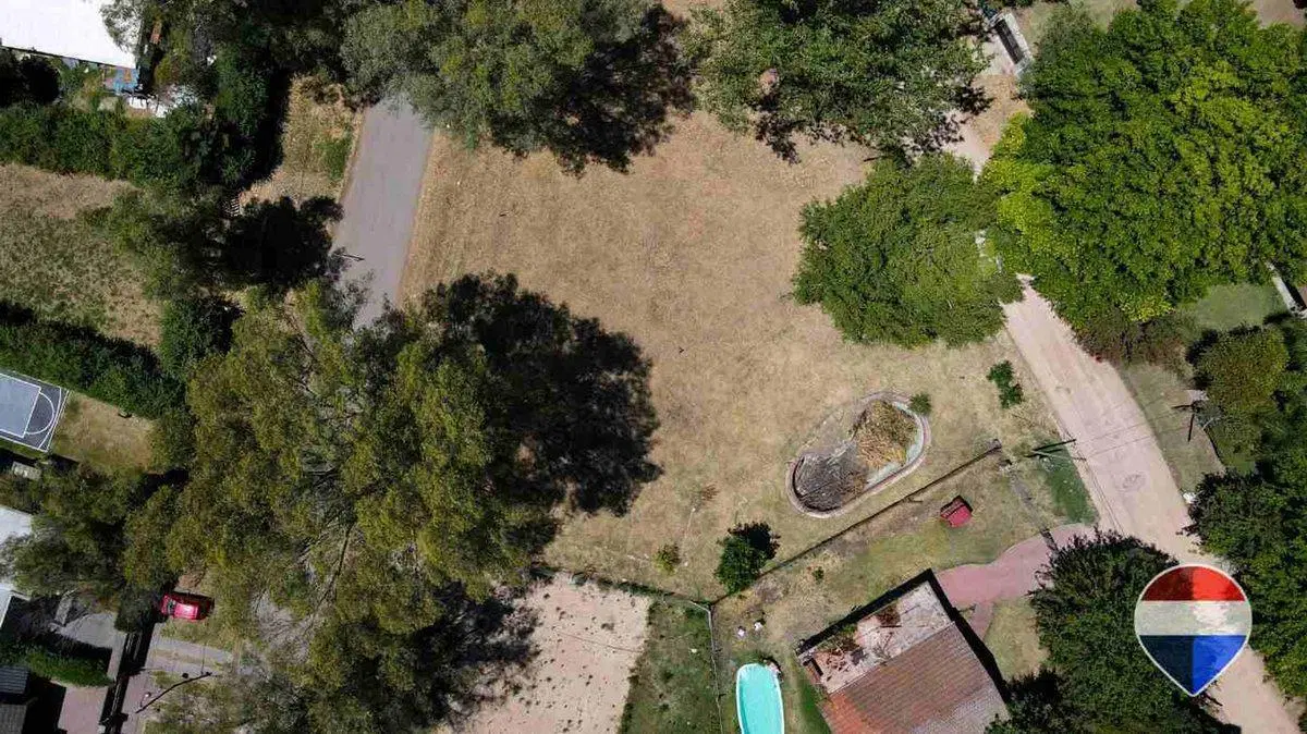 LOTE EN VENTA EN BARRIO LINKS ERRATCHU EZEIZA 3