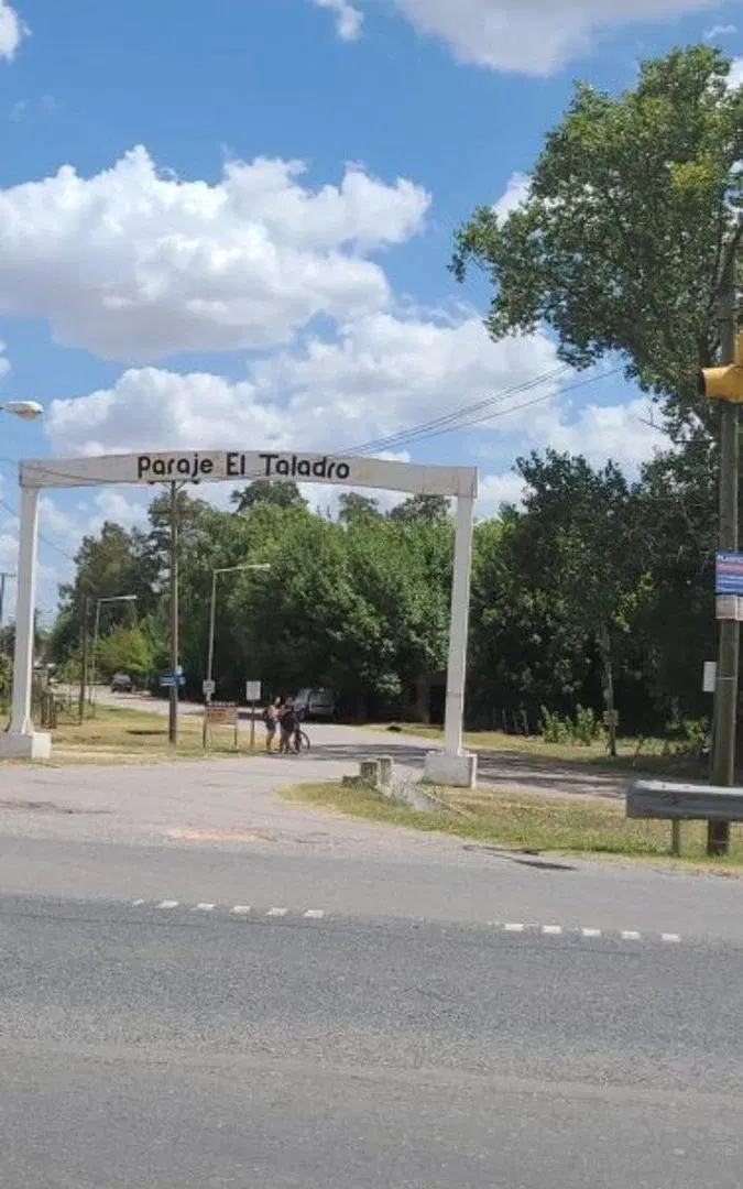 TERRENO EN EL TALADRO CAÑUELAS 2