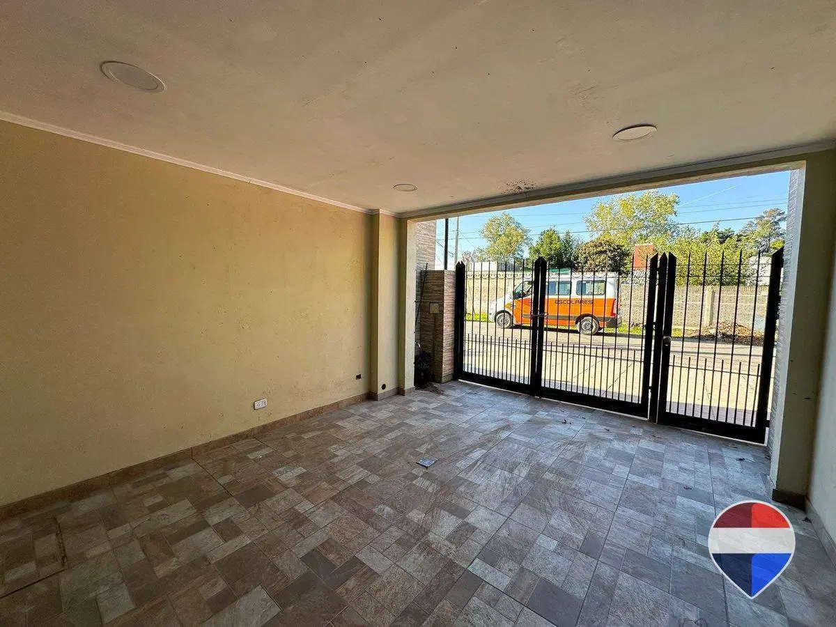CASA EN VENTA 4 AMBIENTES TIPO TRIPLEX EN EZEIZA 4