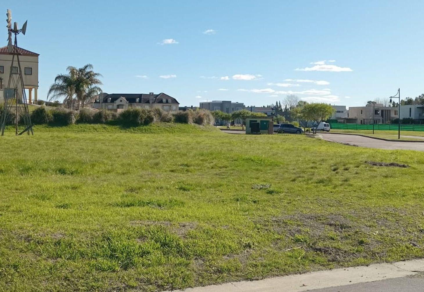 LOTE INTERNO EN VENTA EN EL REBENQUE