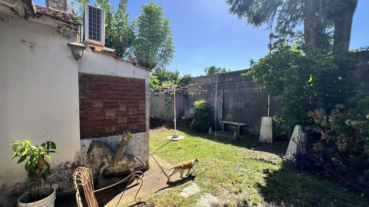 CASA 4 AMBIENTES EN VENTA MONTE GRANDE CON PILETA 5