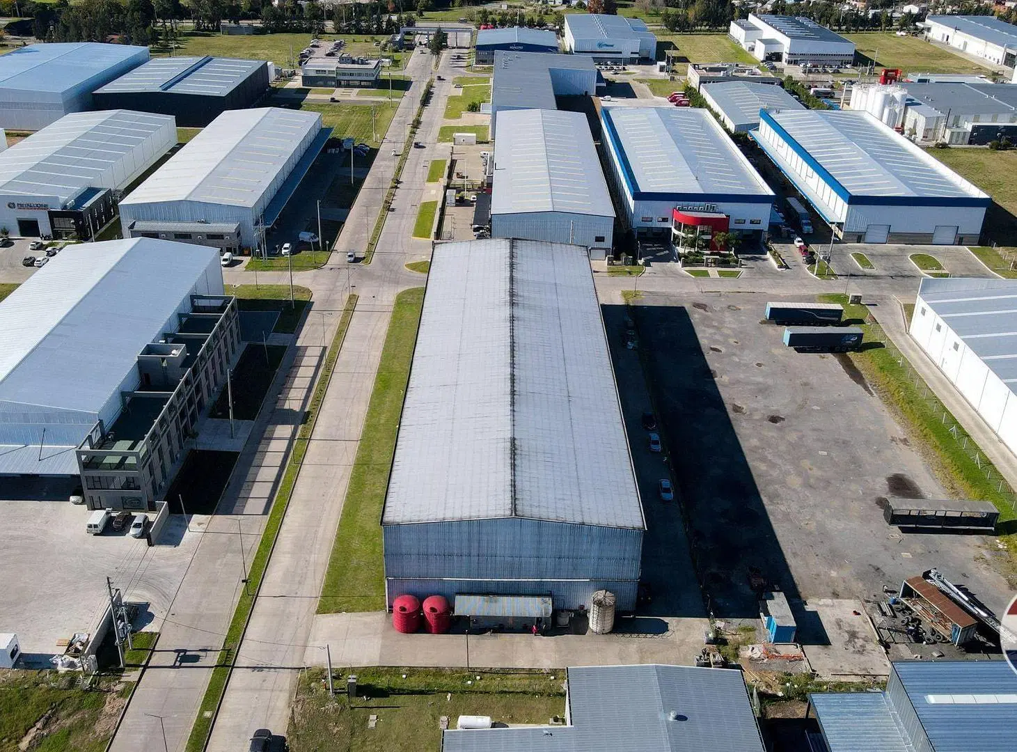 ALQUILER  NAVE INDUSTRIAL  FLORENCIO VARELA 2