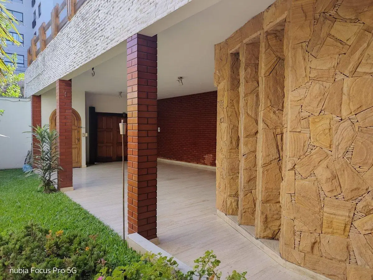 CASA EN VENTA 5 AMBIENTES VILLA LUGANO 5
