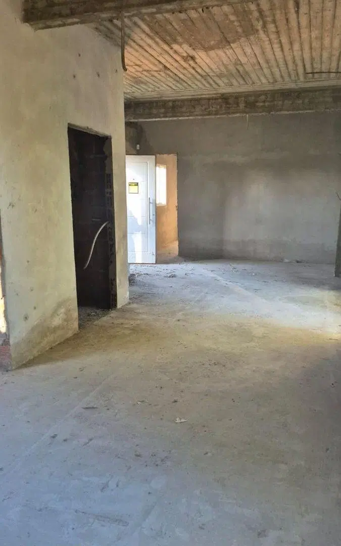 CASA A TERMINAR EN VENTA EN EZEIZA 8