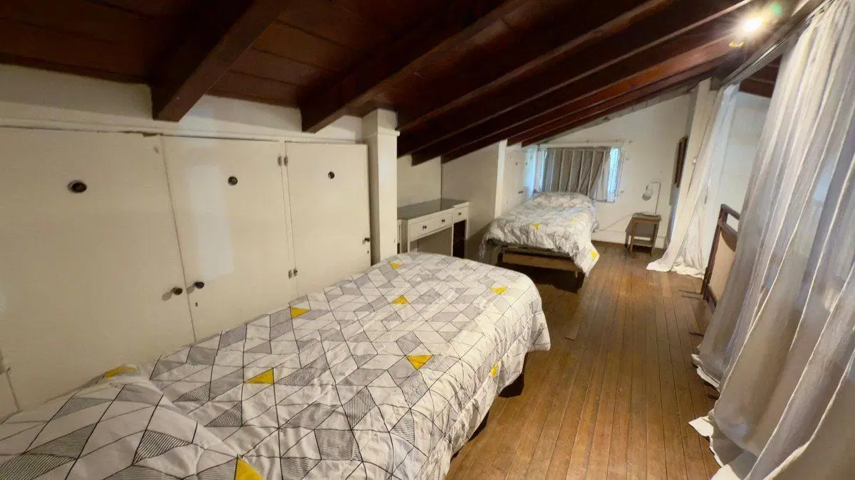 CASA 4 AMBIENTES EN VENTA CON PILETA EN EZEIZA 4