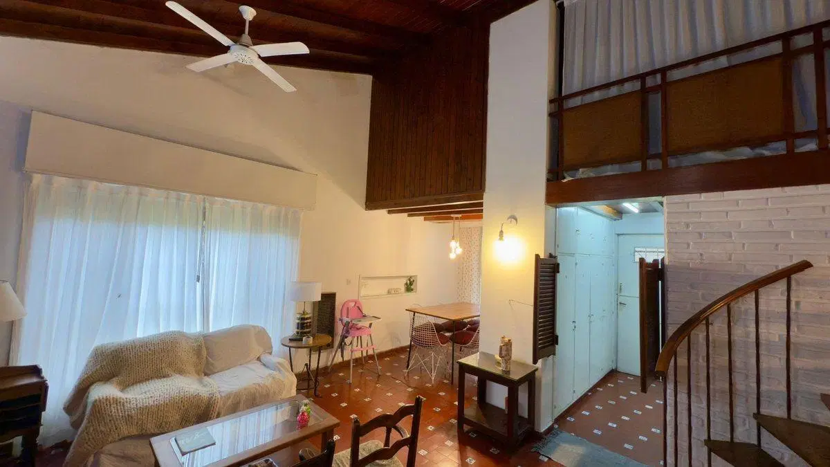 CASA 4 AMBIENTES EN VENTA CON PILETA EN EZEIZA 3