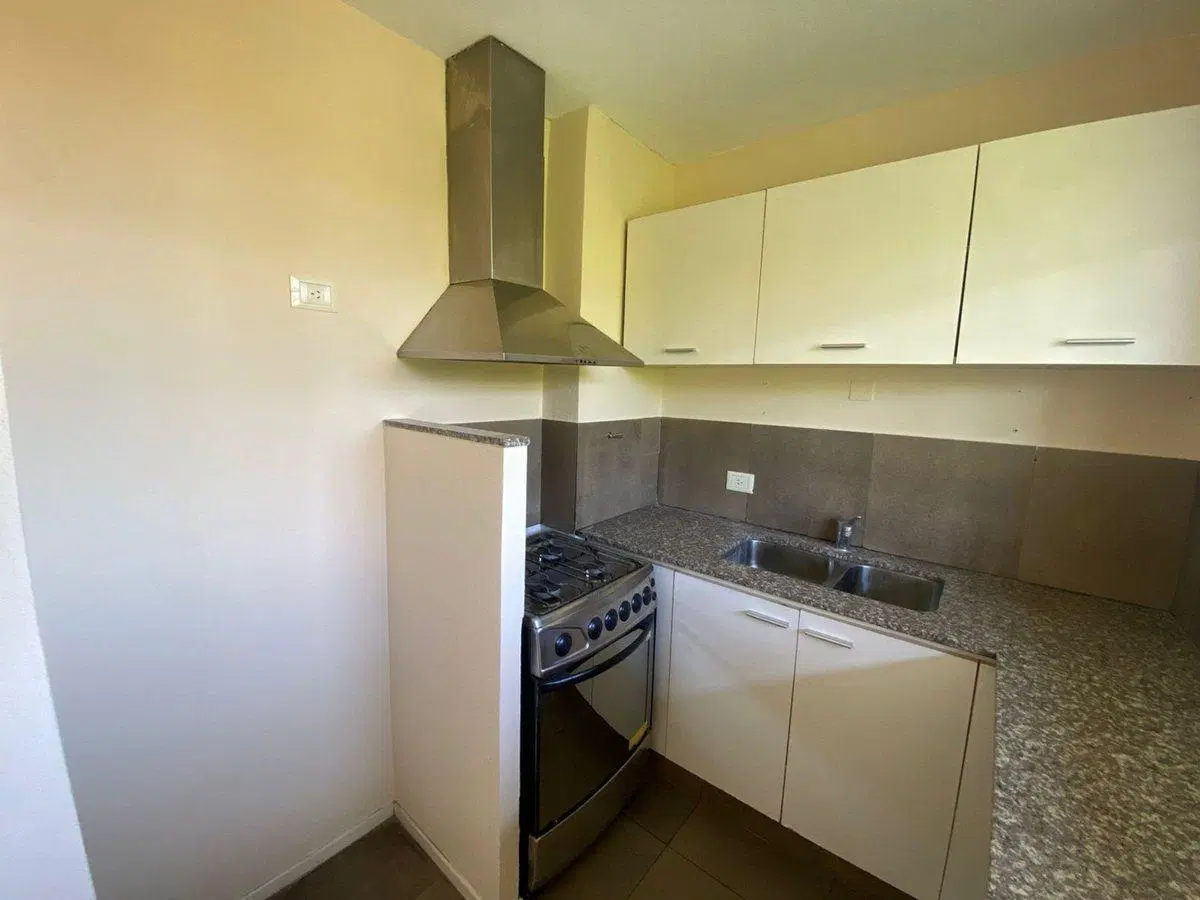 DUPLEX 3 AMBIENTES EN VENTA EN BANFIELD 3