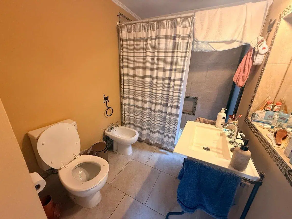 CASA EN VENTA EN MONTE. MODERNA Y LUMINOSA 5