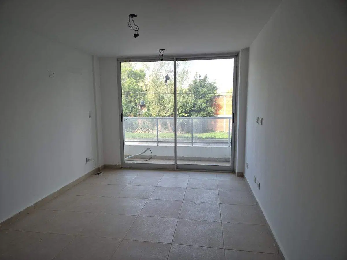 DEPARTAMENTO MONOAMBIENTE EN VENTA CANNING BALCON 4