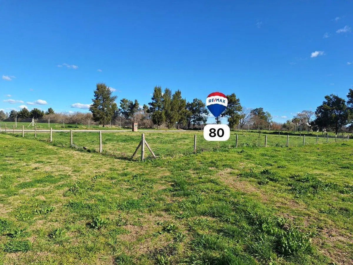 LOTE EN VENTA EN SANTA PAULA 5