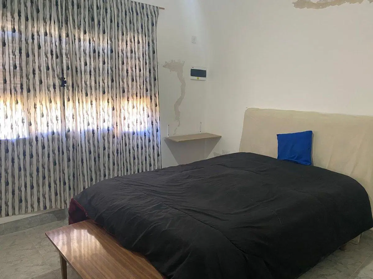 CASA 3 AMBIENTES EN VENTA EN MONTE GRANDE + DEPTO 3