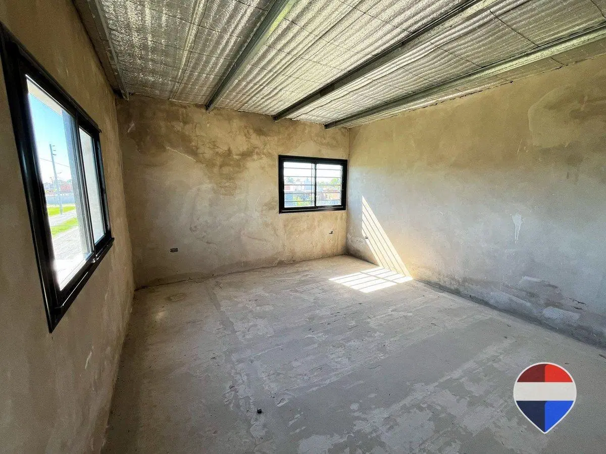 CASA 4 AMBIENTES EN VENTA EN ALEJANDRO PETION 2
