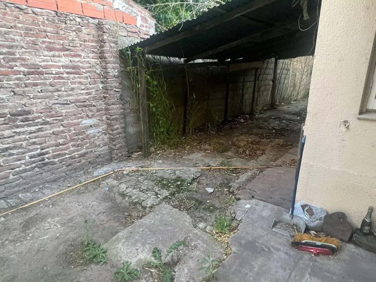 CASA 3 AMBIENTES EN VENTA EN MERLO A REFACCIONAR 2