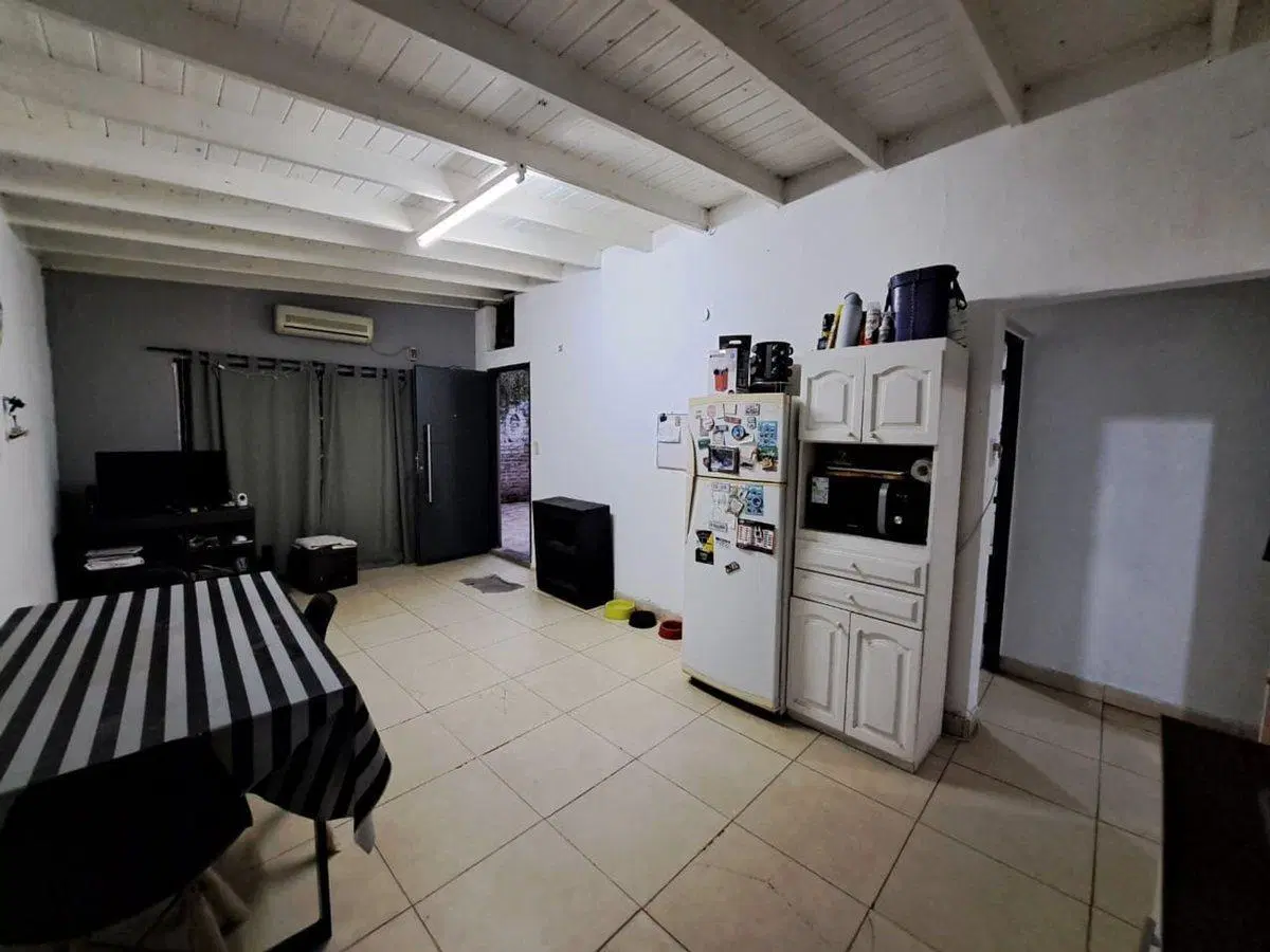 CASA 4 AMBIENTES EN VENTA EN CANNING APTA CREDITO 4