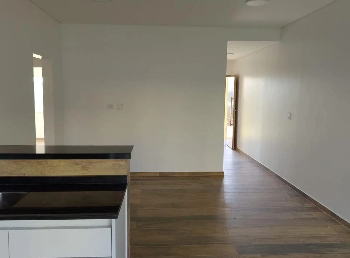 CASA 4 AMBIENTES EN ALQUILER MONTE GRANDE 3