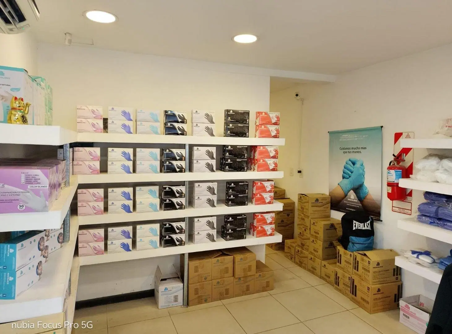 LOCAL COMERCIAL EN ALQUILER – MONTE GRANDE 2