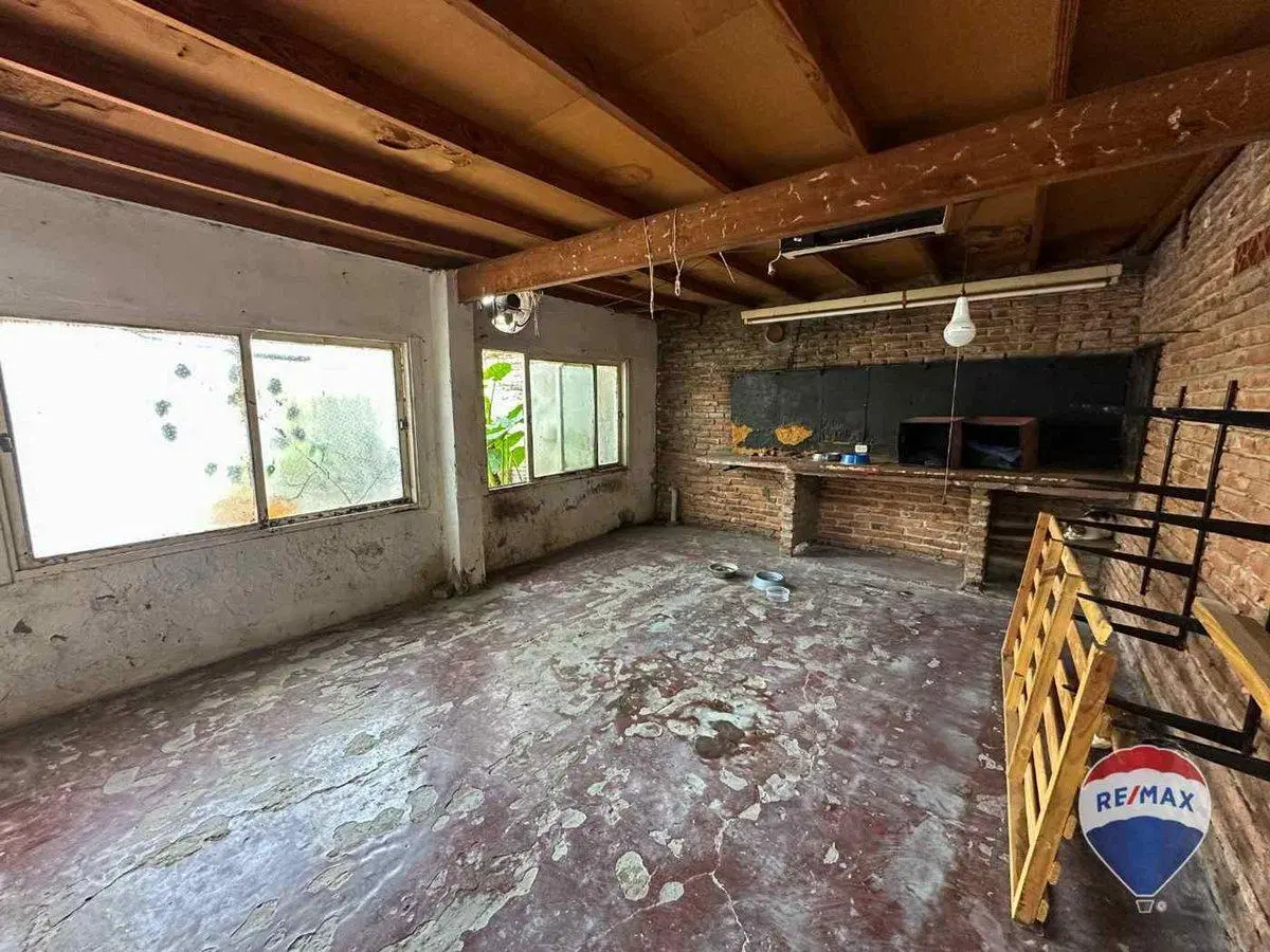 VENTA DE CASA EN LAVALLOL DE 4 AMBIENTES 3