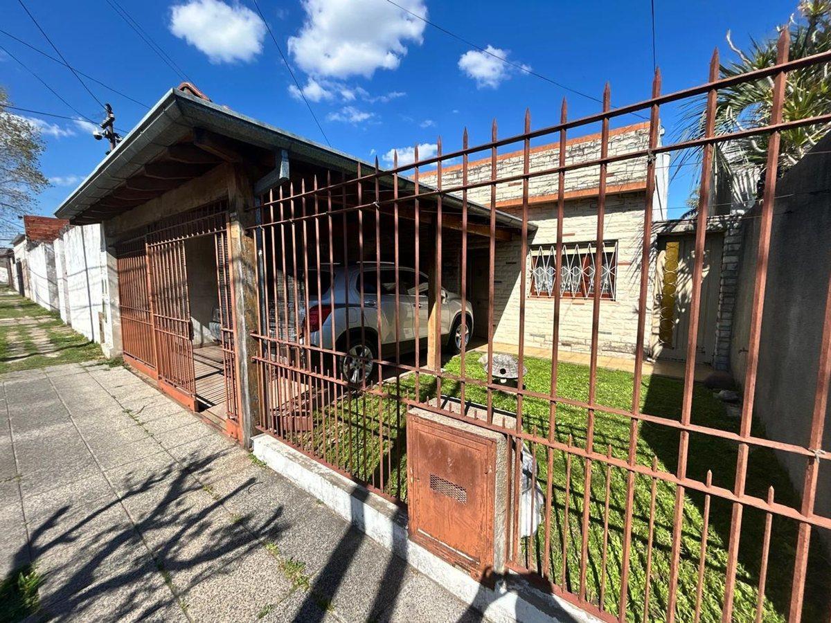 Foto de CASA 4 AMBIENTES EN VENTA EN JOSE LEON SUAREZ, imagen 1