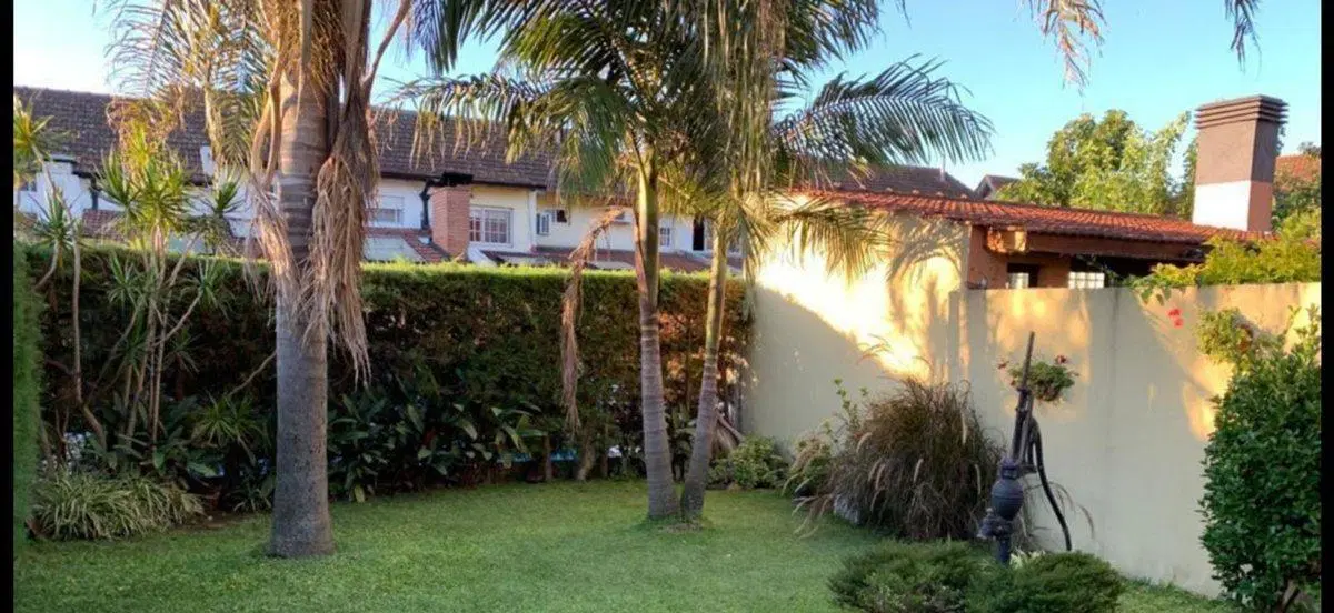 CASA DUPLEX 3 AMB BARRIO LOS ROBLES EN BURZACO 5