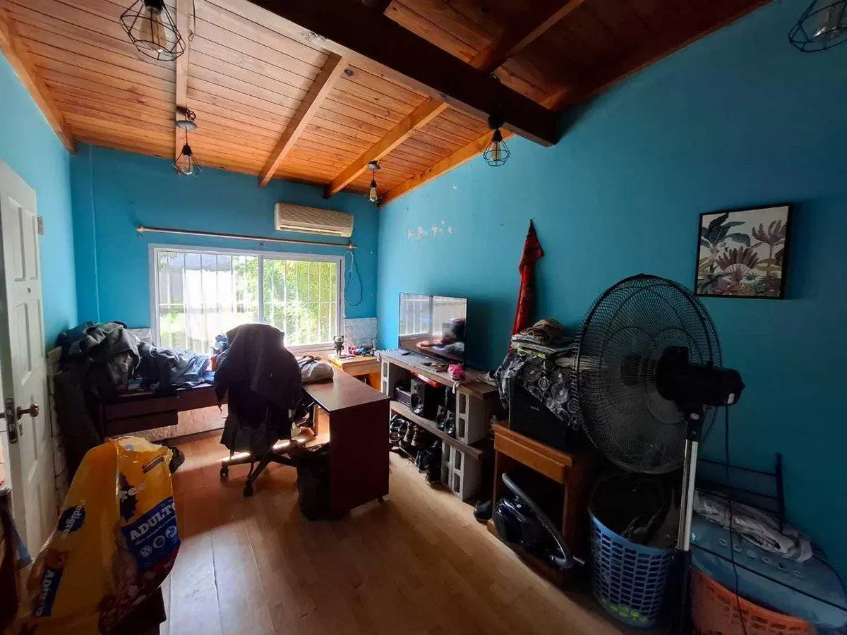 CASA 2 AMBIENTES VENTA MONTE GRANDE 5