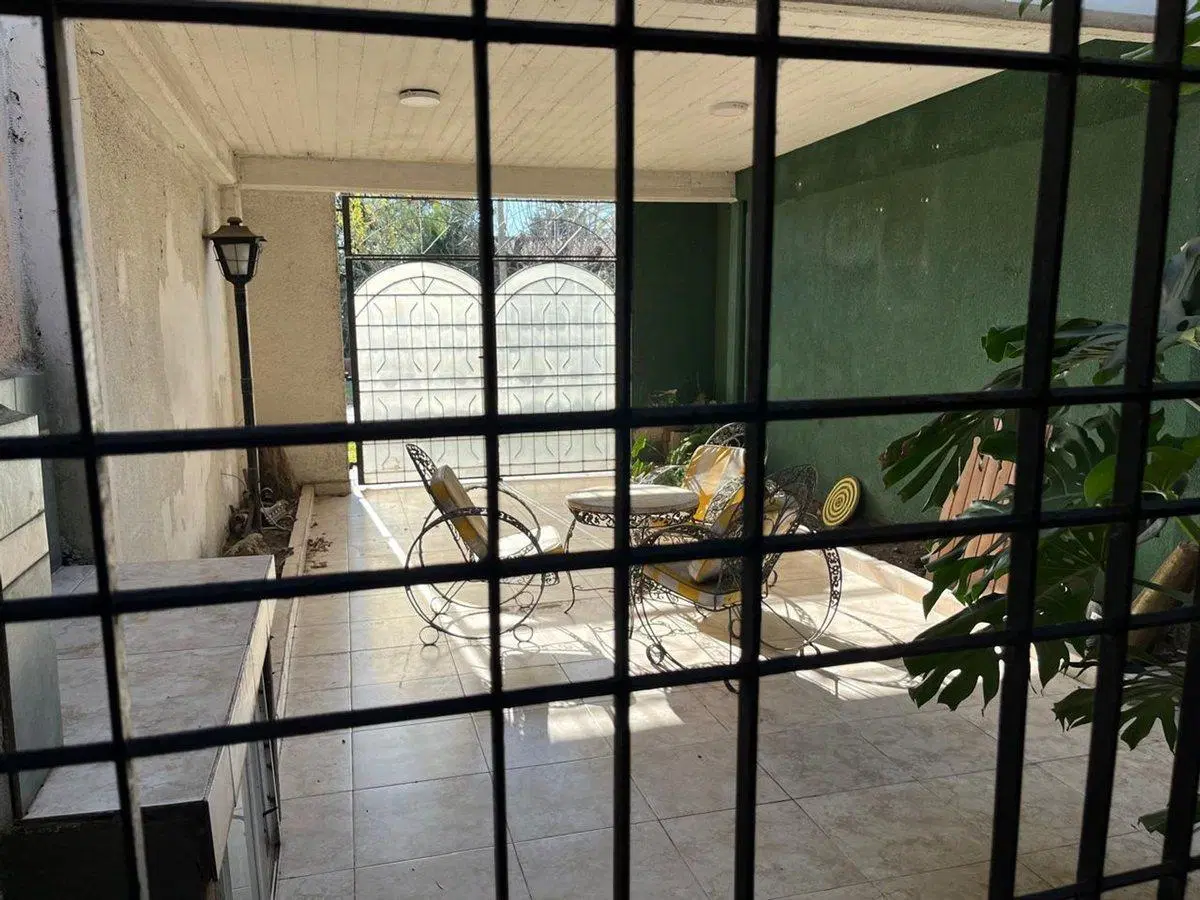 VENTA CASA 4 AMBIENTES EN TEMPERLEY 5