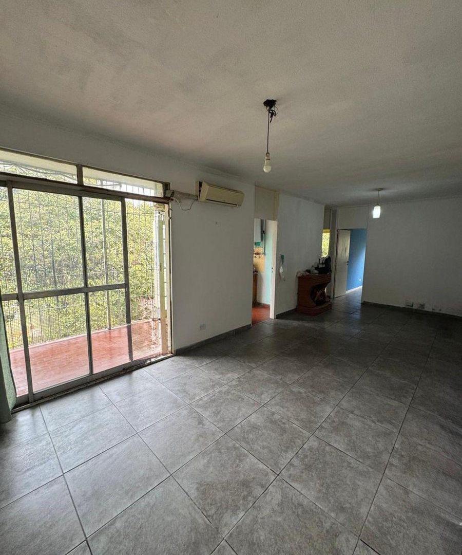 DEPARTAMENTO VENTA 3 AMBIENTES EN CLAYPOLE APTO CR