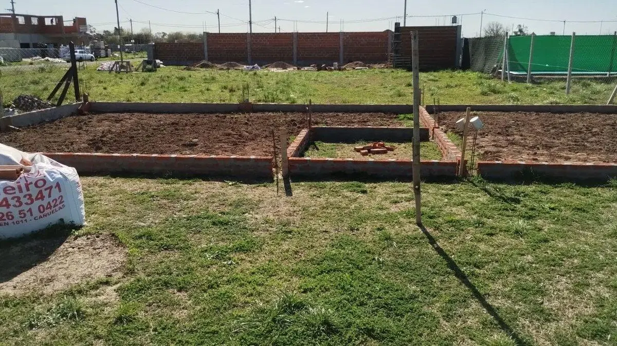 TERRENO EN VENTA EN BARRIO SANTA MARIA DE CAÑUELAS 3