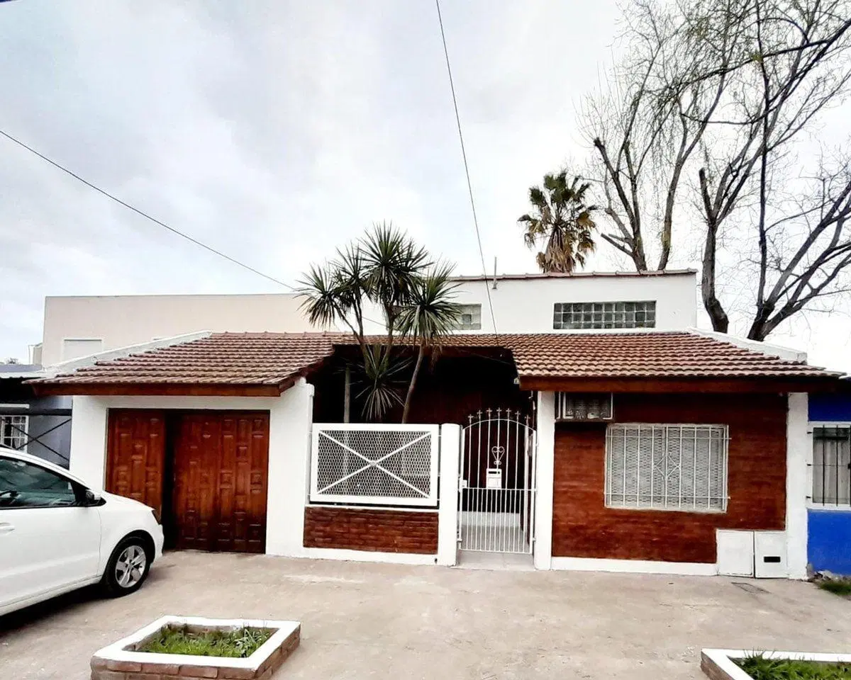 CASA 3 AMBIENTES VENTA TRISTAN SUAREZ APTO CREDITO 2