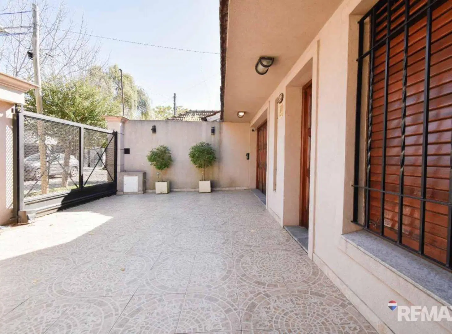 CASA 4 AMBIENTES EN VENTA EN ADROGUE 3