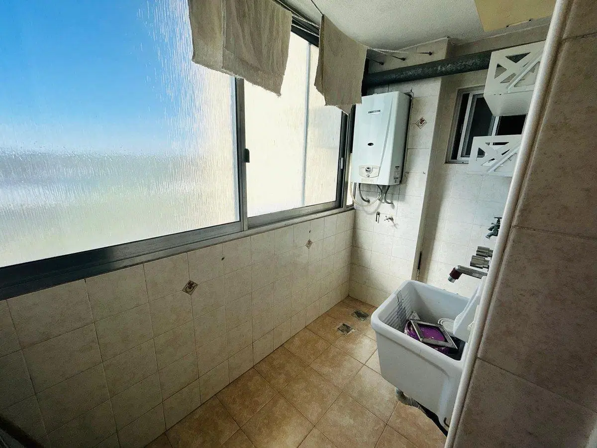 DEPARTAMENTO 4 AMBIENTES EN ALQUILER SANTOS TESEI 5