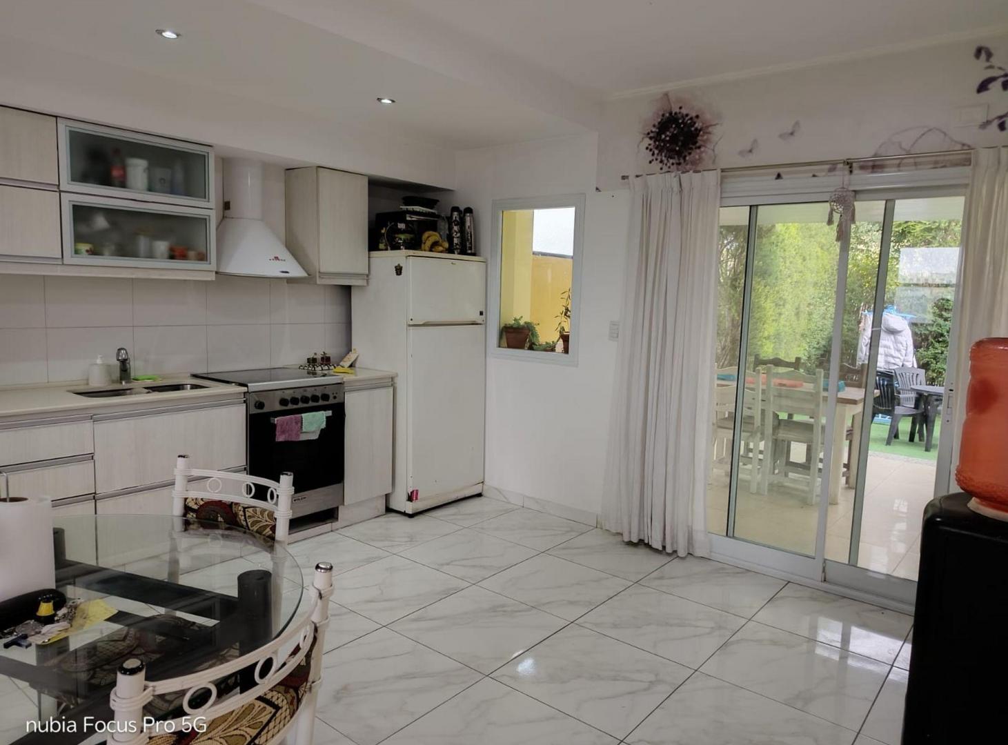 CASA EN VENTA 4 AMBIENTES LOS ROBLES MONTE GRANDE