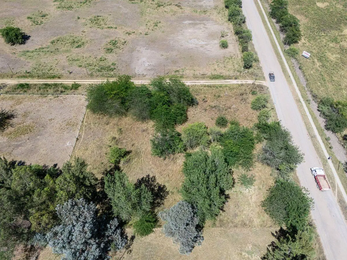 LOTEO CAMINO PANELO - VENTA DE TERRENO EN CAÑUELAS 4